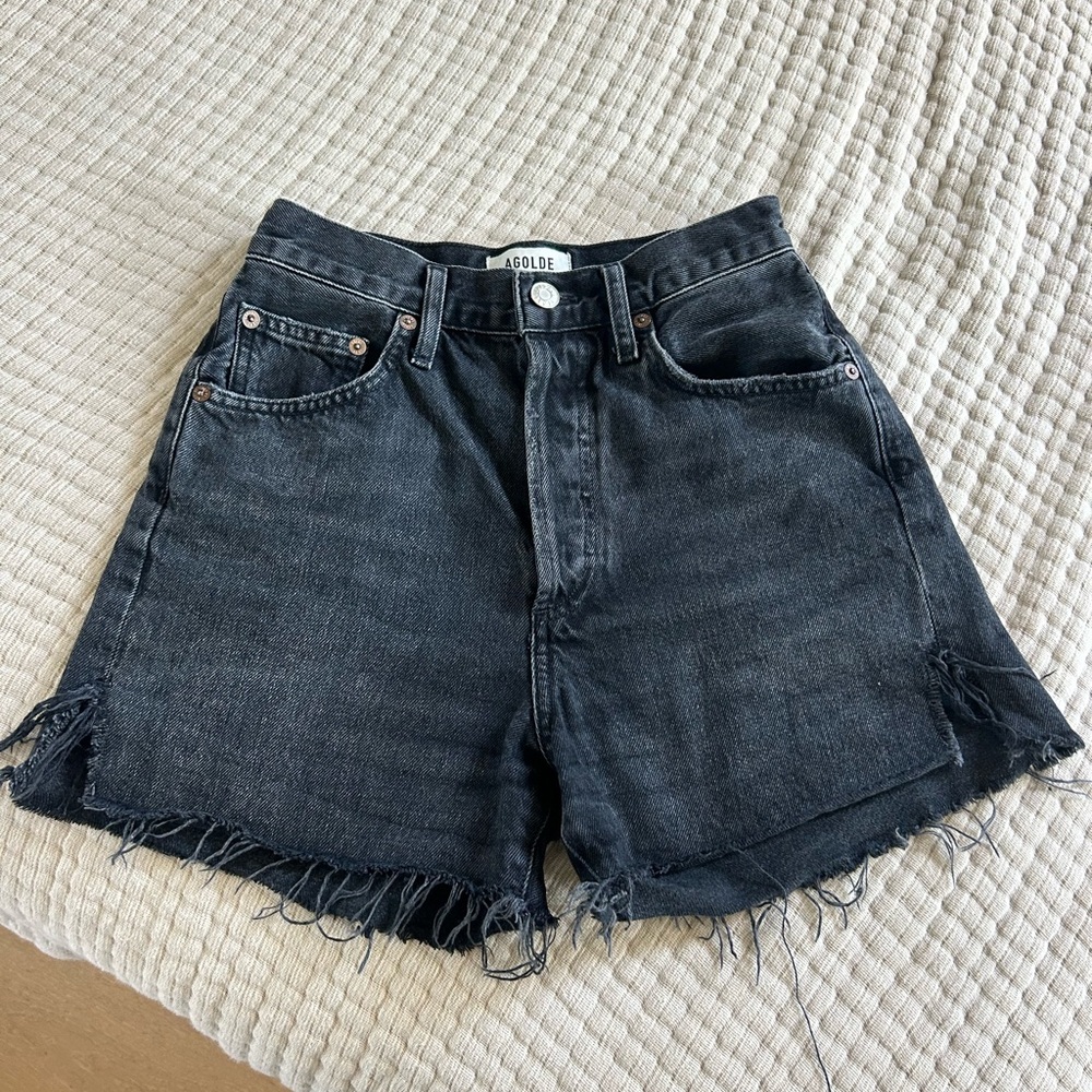 AGOLDE Dee black jean shorts